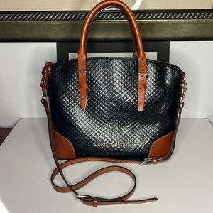 Dooney and Bourke Satchel or
Crossbody, Black